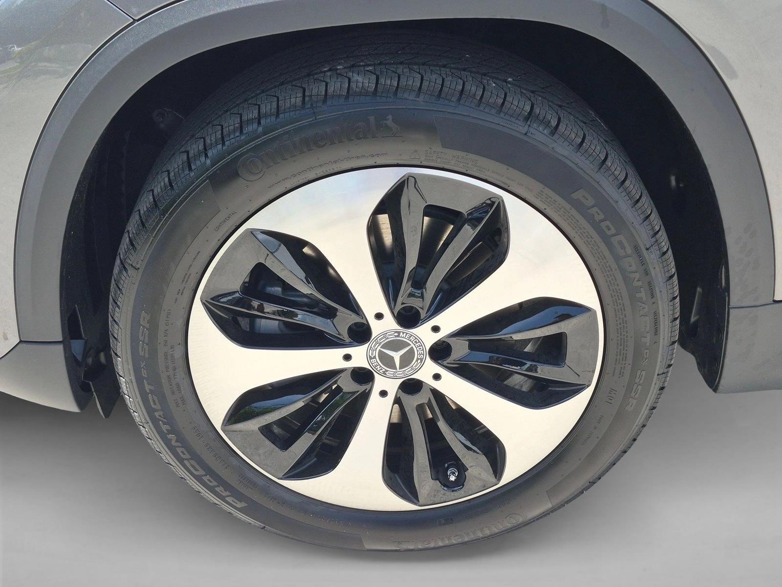 2026 GLA 250, photo 9 of 17