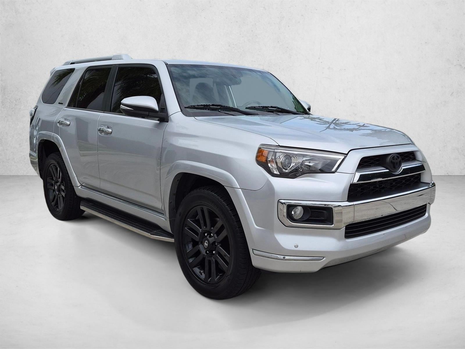 2018 Toyota 4Runner, photo 3 of 26