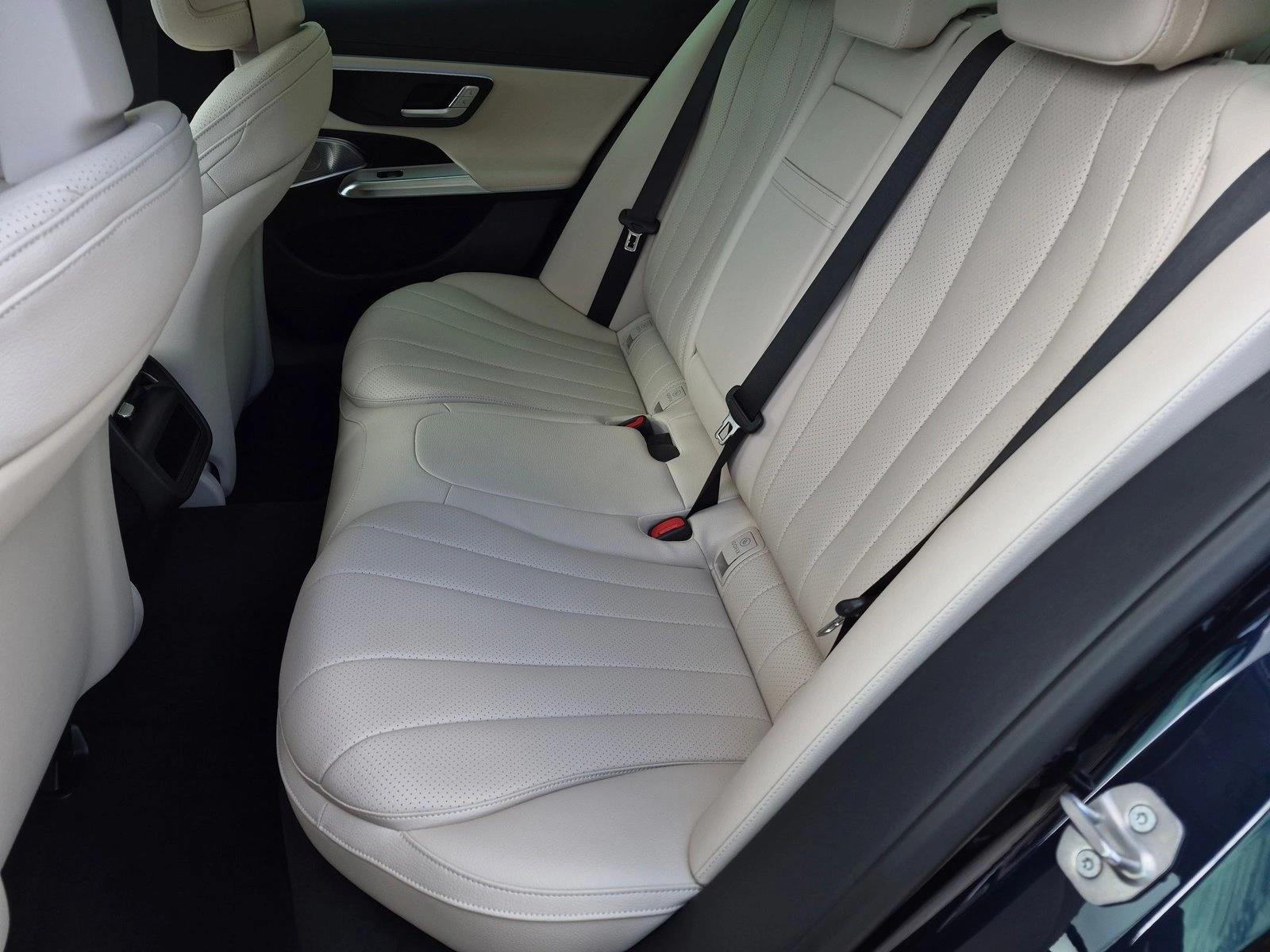 2027 E 350, photo 15 of 17