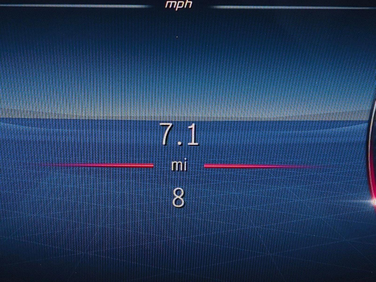 2026 GLE 450 4MATIC Coupe, photo 10 of 17