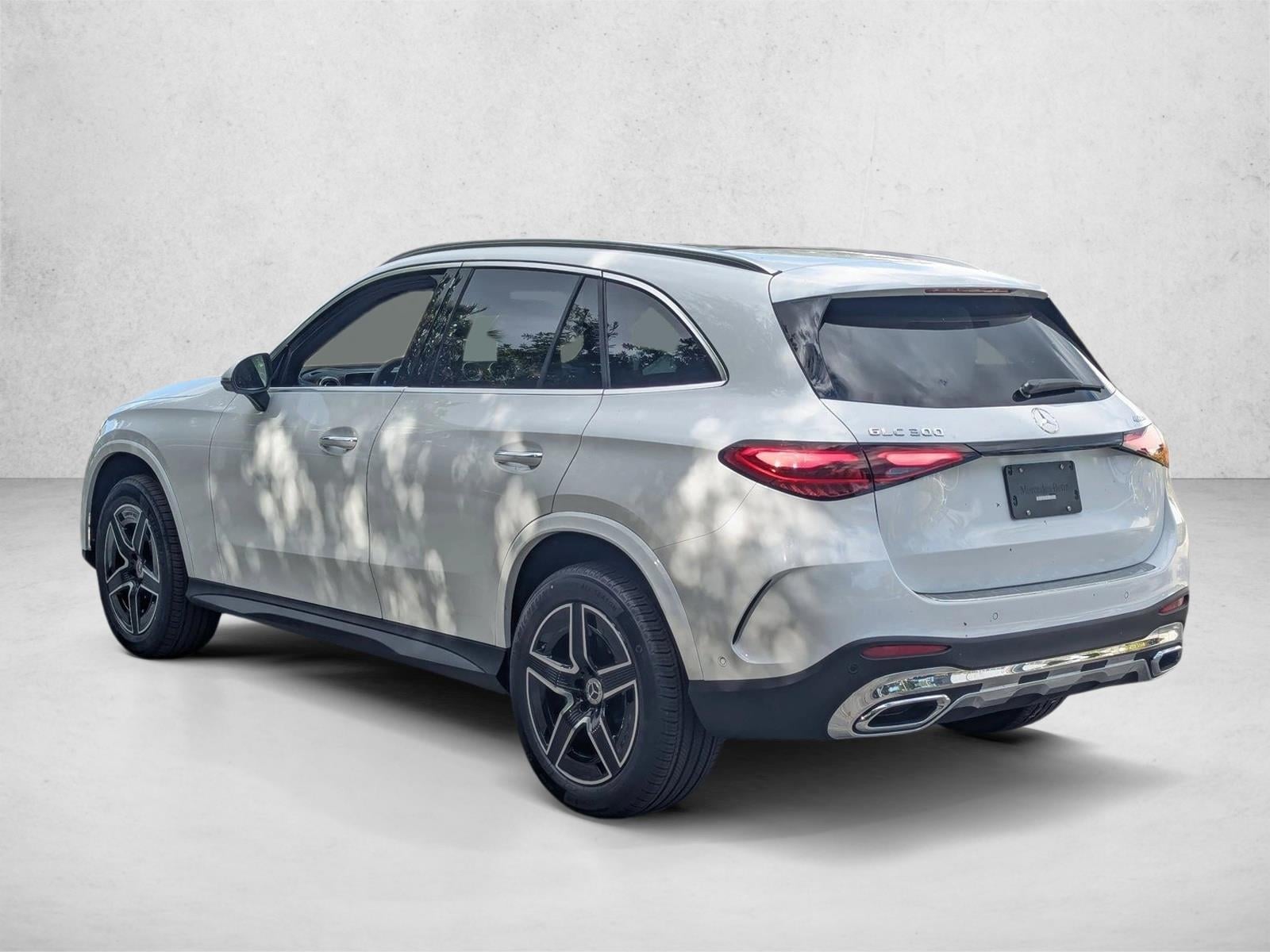 2026 GLC 300 4MATIC, photo 8 of 16