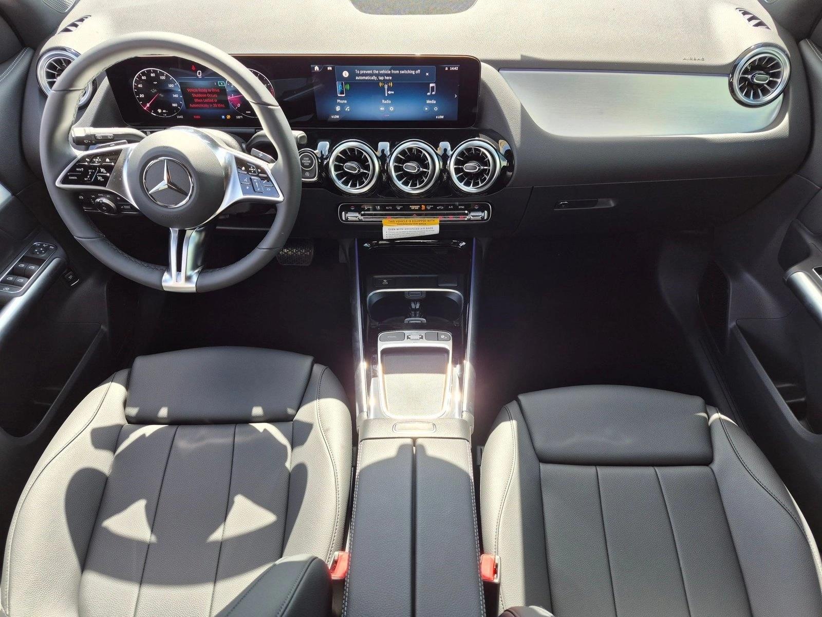 2026 GLA 250, photo 13 of 16