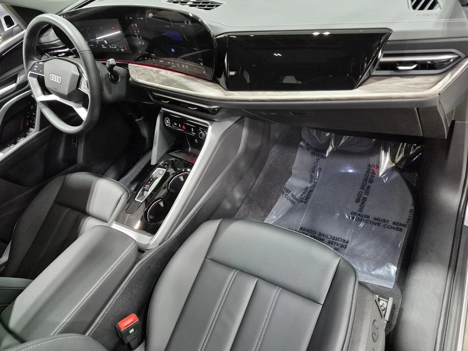 2025 Audi Q5 quattro Premium, photo 23 of 26