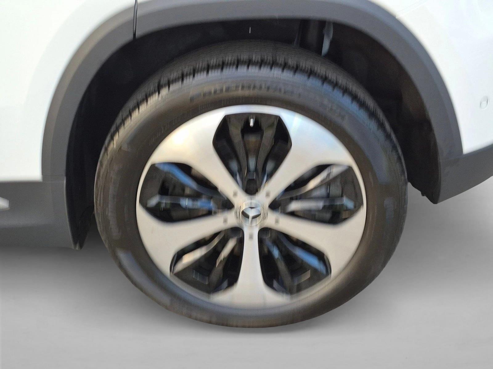 2026 GLA 250, photo 8 of 17