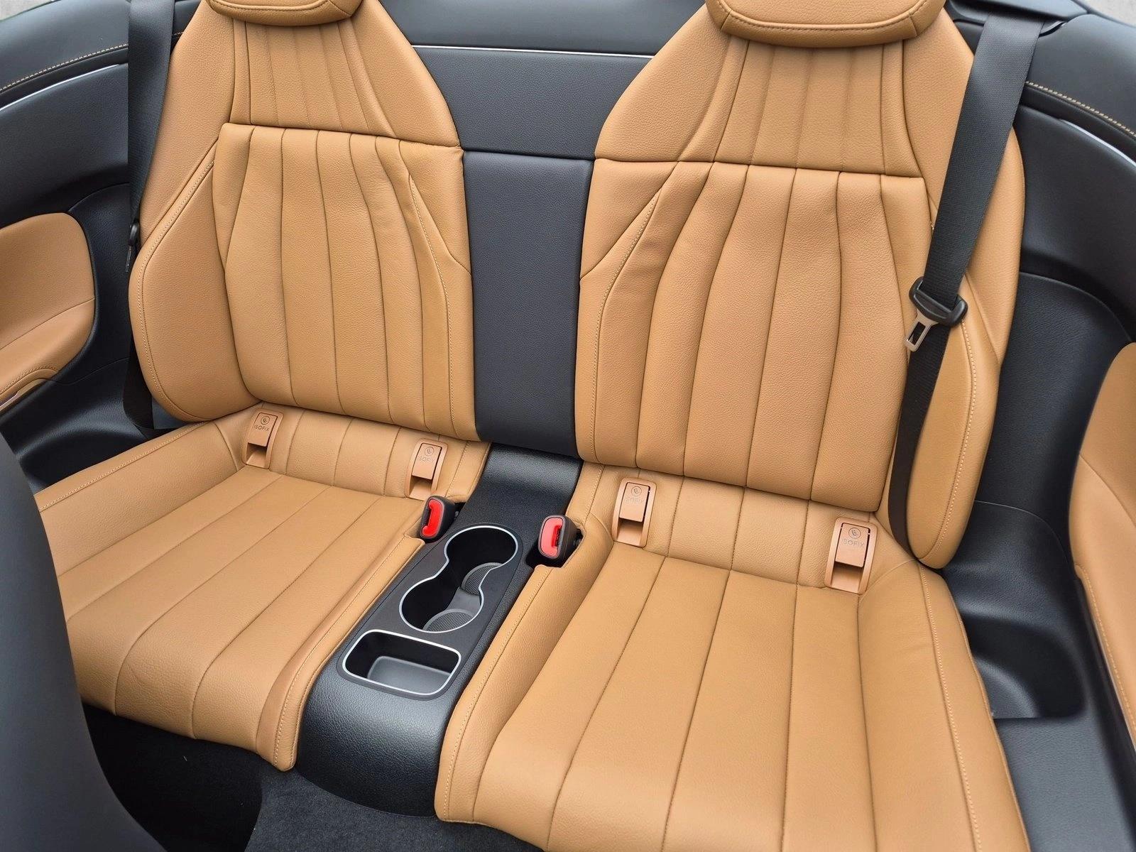 2027 CLE 450 4MATIC Cabriolet, photo 15 of 17