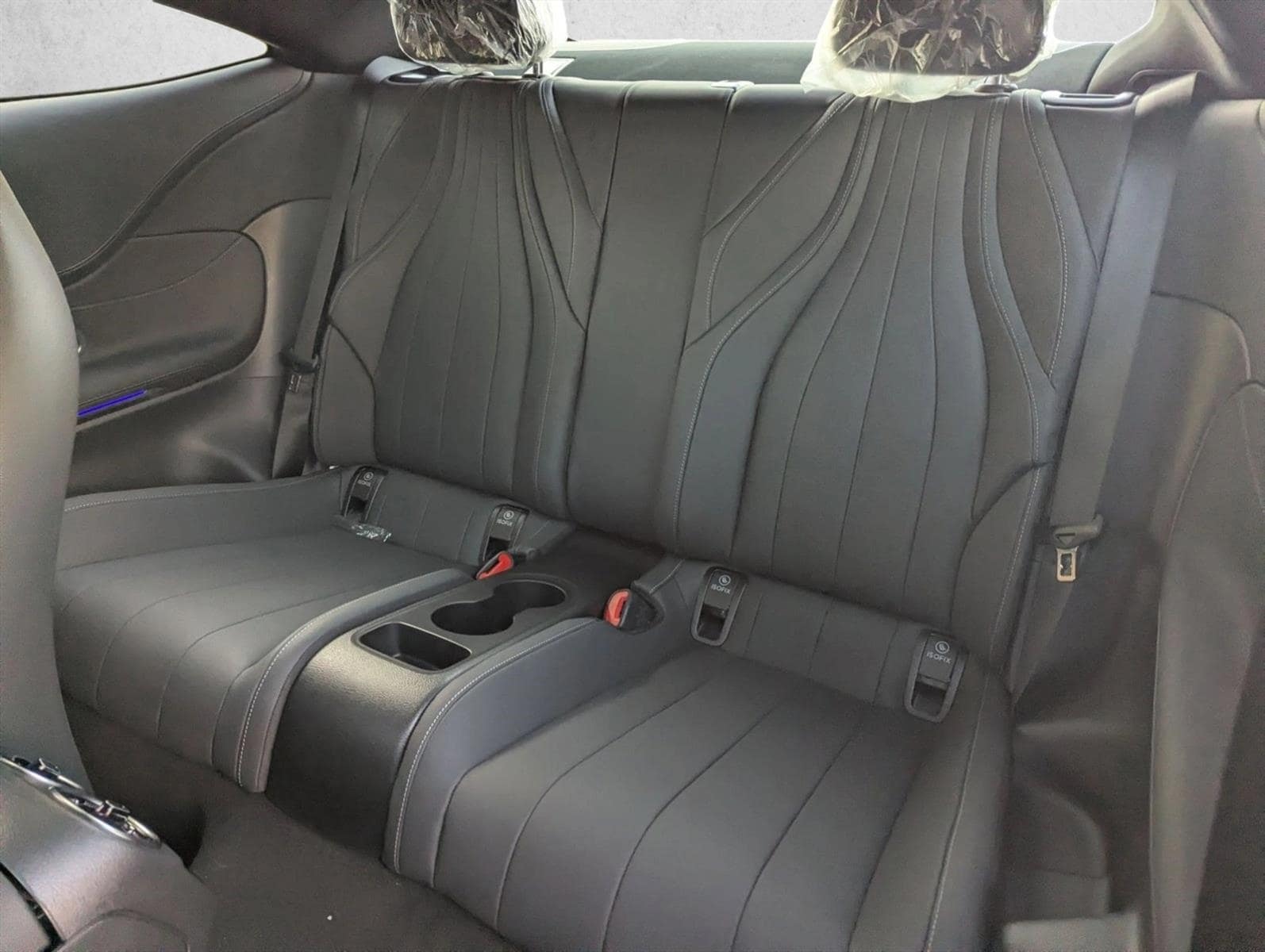 2026 CLE 450 4MATIC Coupe, photo 14 of 16