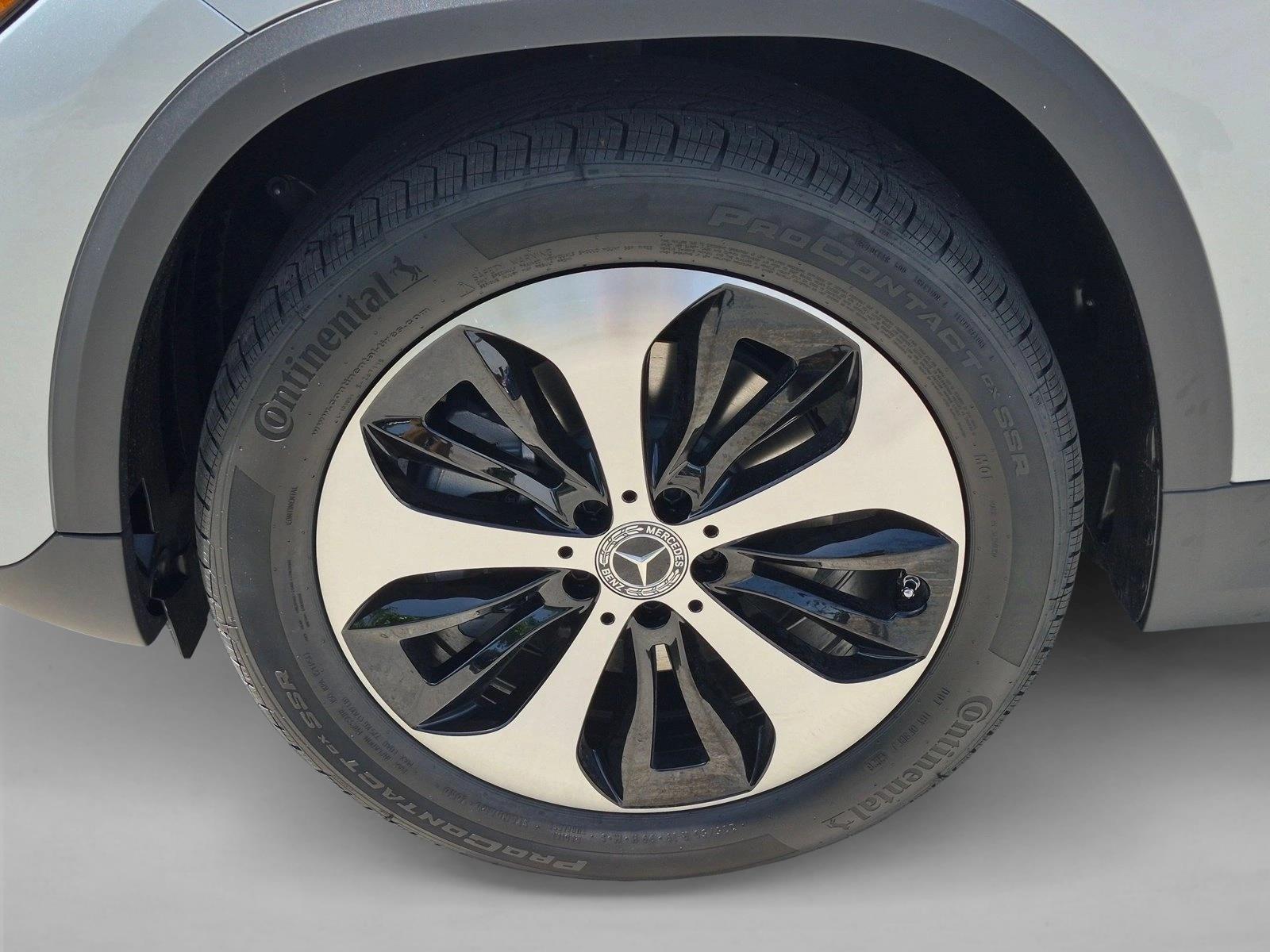 2026 GLA 250, photo 9 of 17