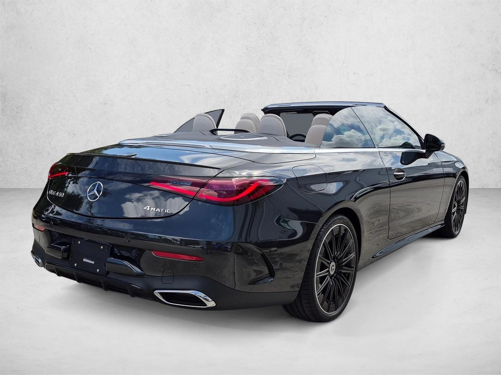 2027 CLE 450 4MATIC Cabriolet, photo 2 of 17