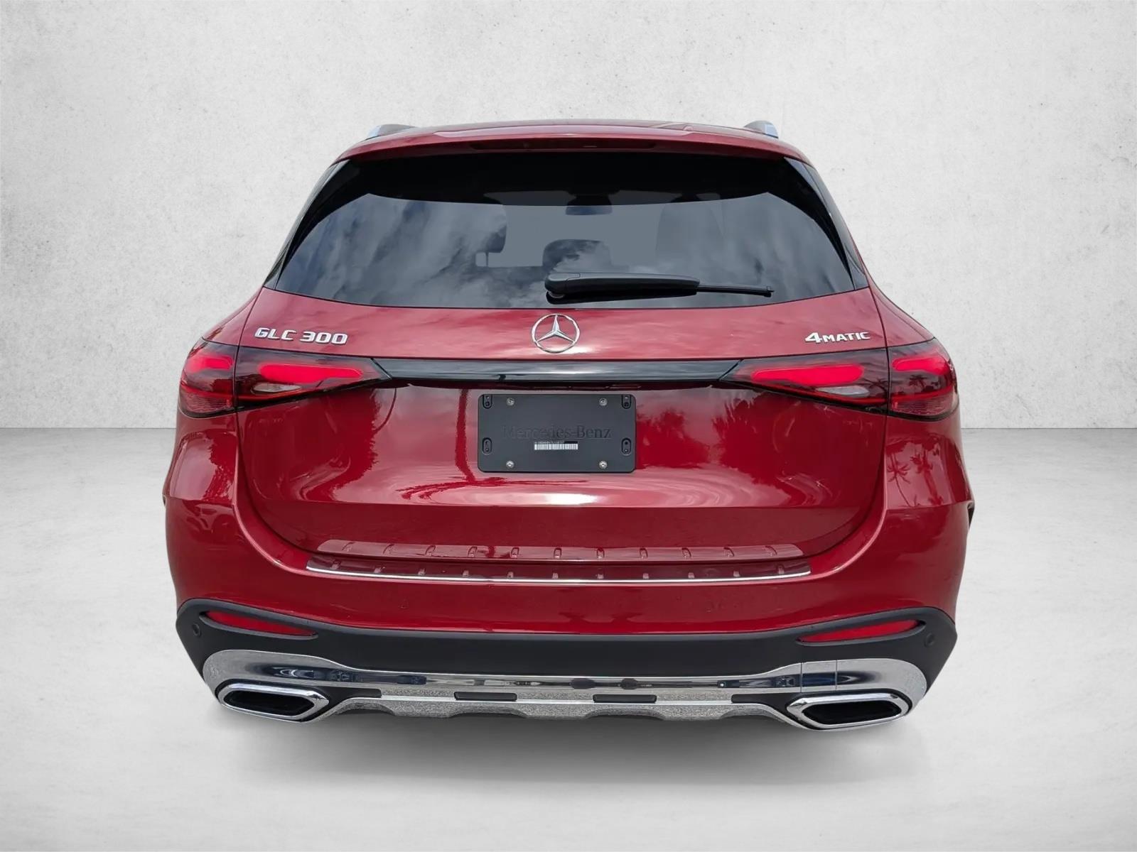 2026 GLC 300 4MATIC, photo 7 of 16