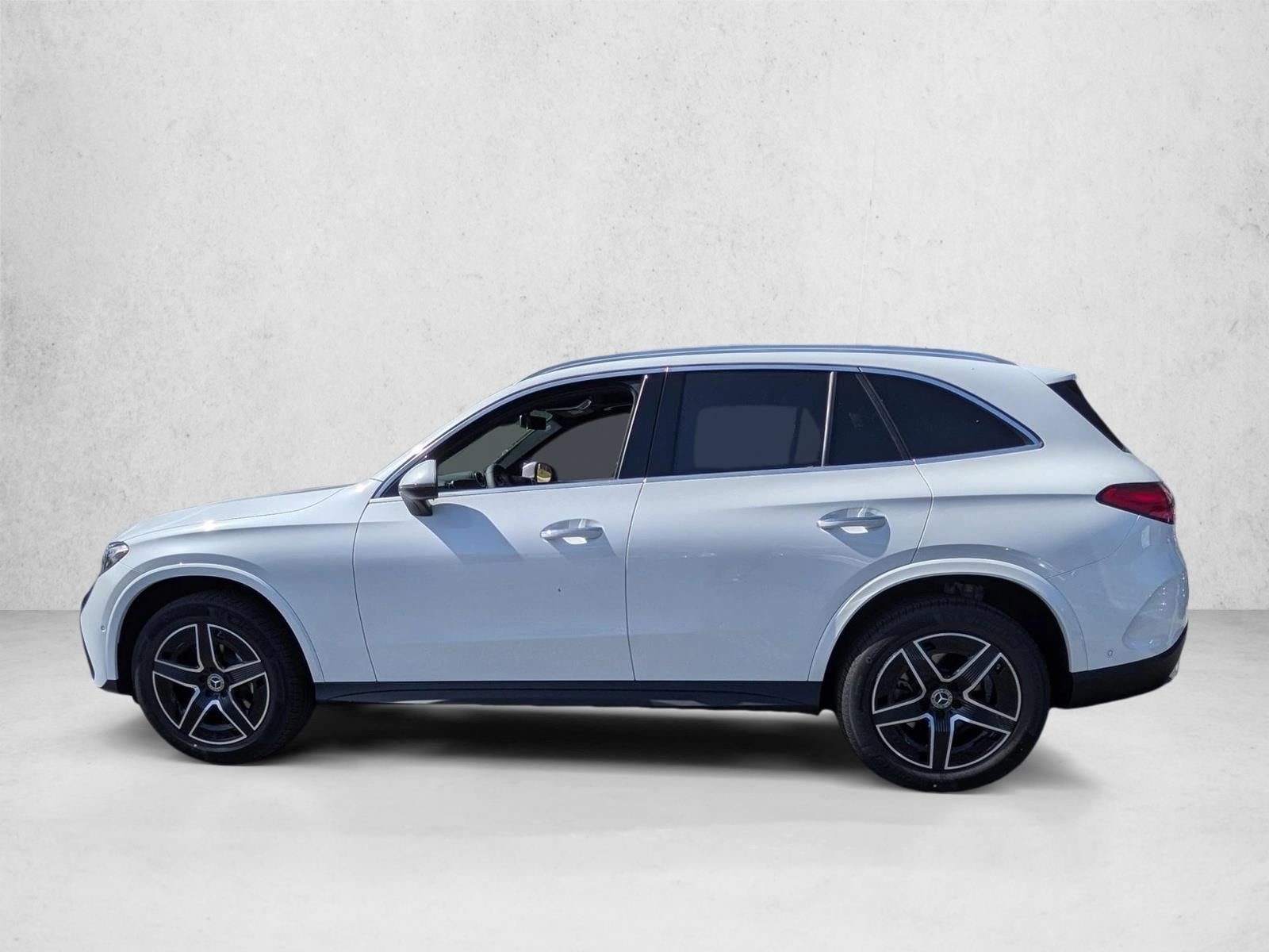 2026 GLC 300 4MATIC, photo 5 of 16