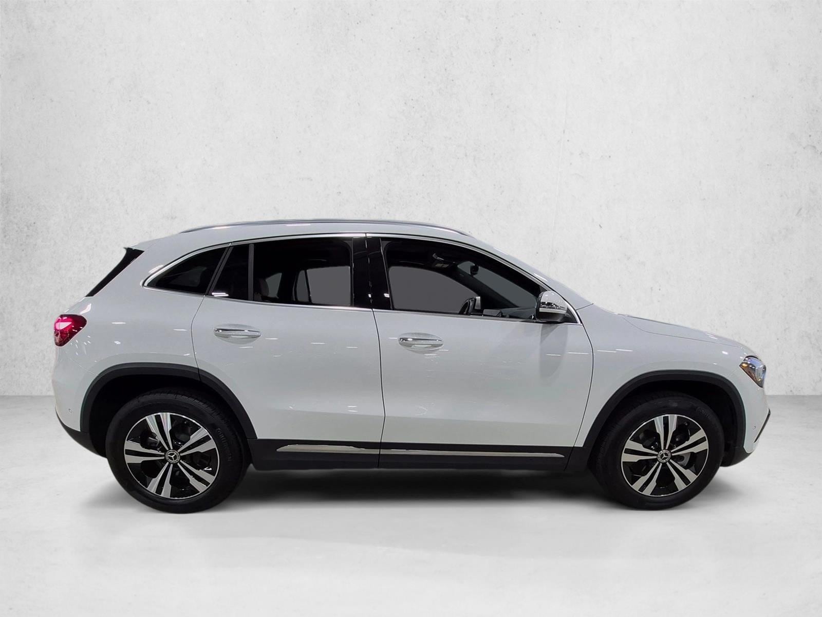 2026 GLA 250, photo 4 of 25