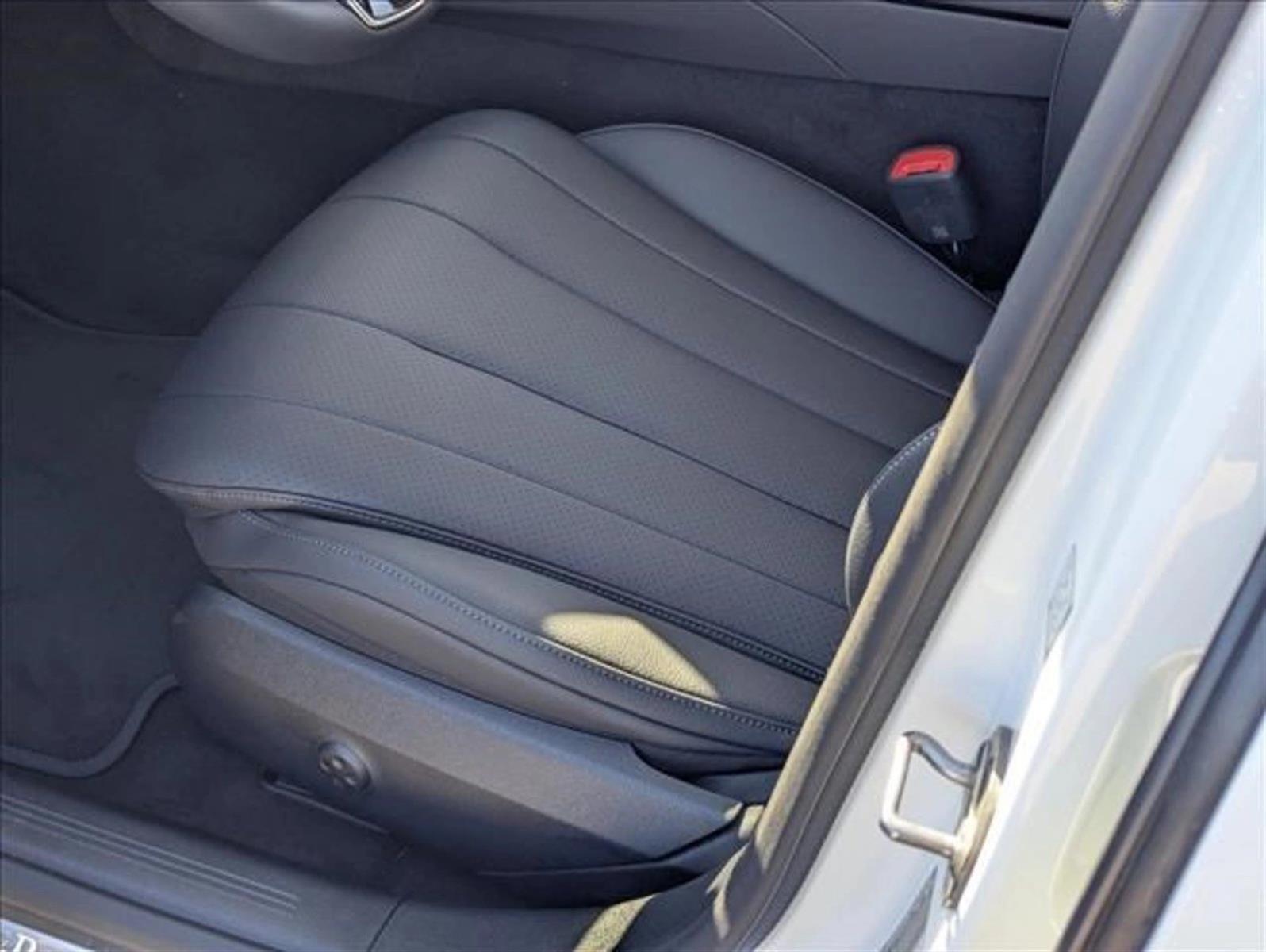 2026 E 350, photo 4 of 16