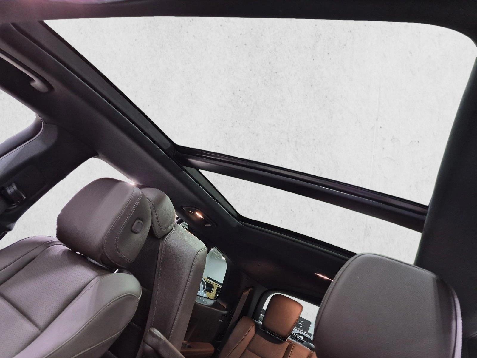 2023 GLS 450 4MATIC, photo 16 of 27