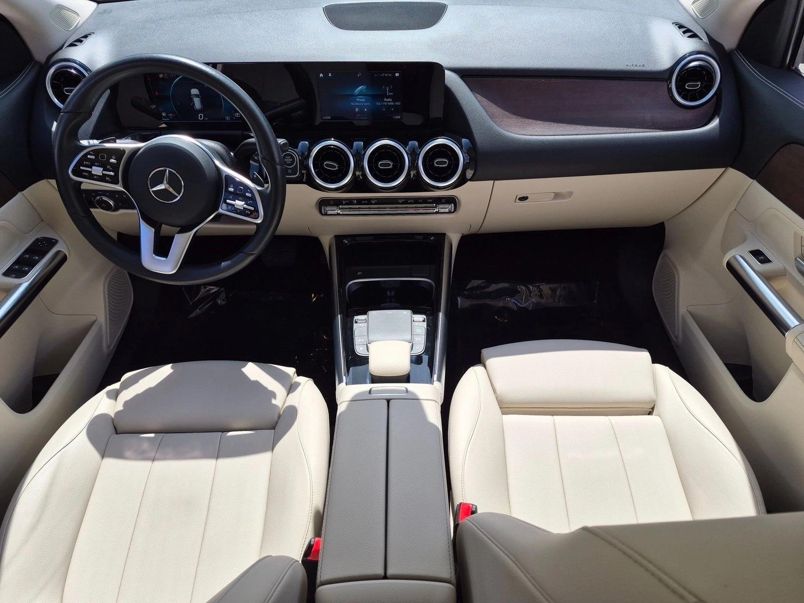 2022 GLA 250, photo 18 of 25