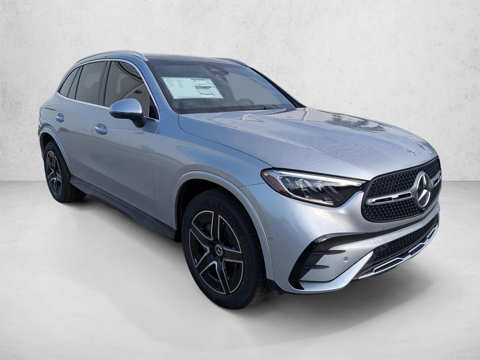 2026 GLC 300 4MATIC, photo 6 of 16