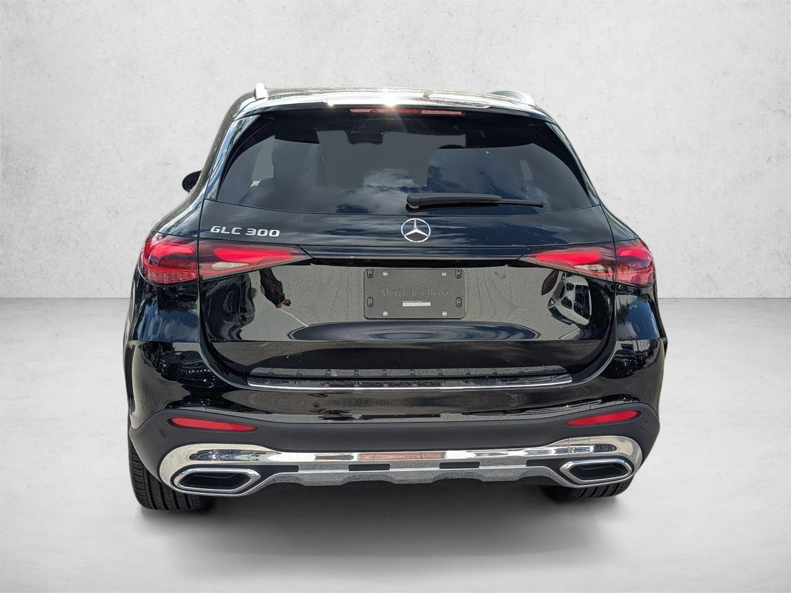 2026 GLC 300, photo 7 of 16