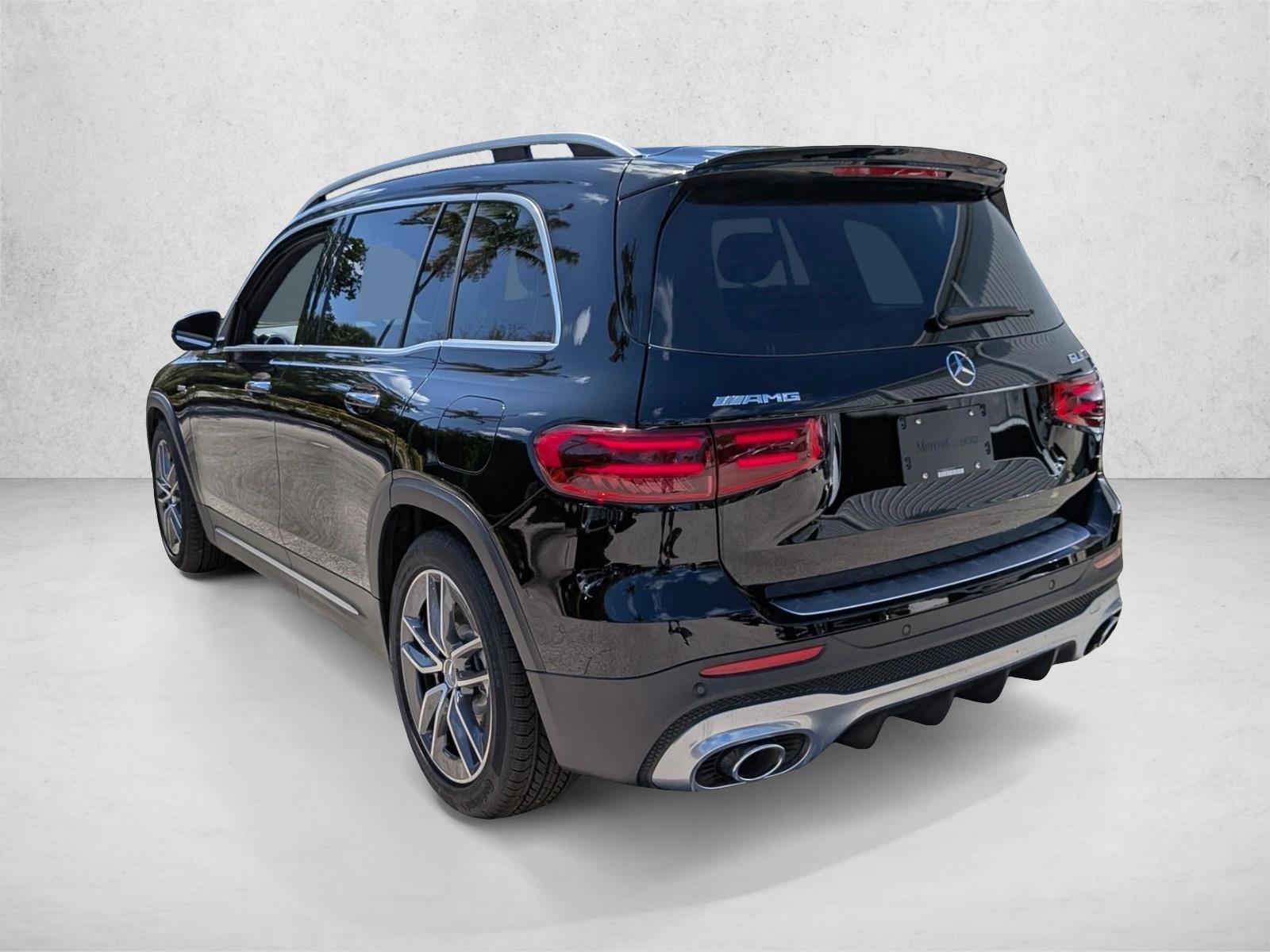 2026 AMG GLB 35, photo 8 of 16