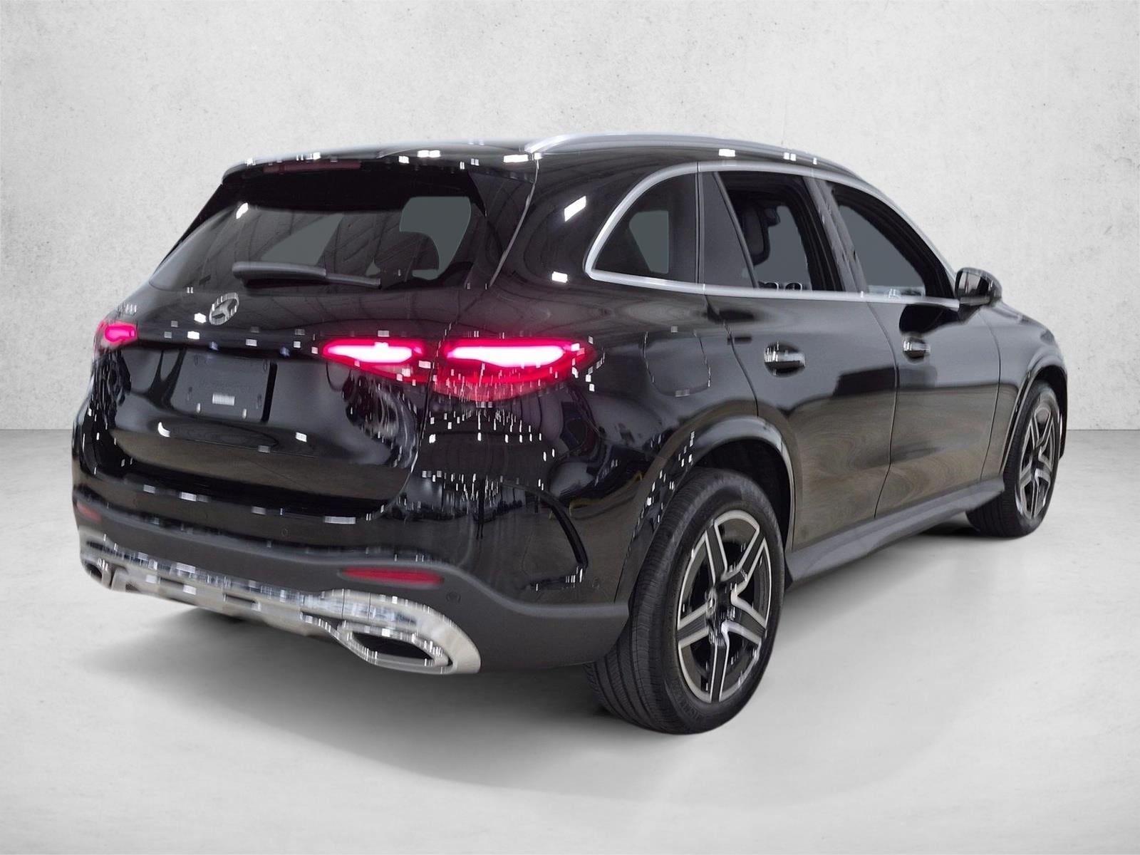 2026 GLC 300, photo 5 of 25