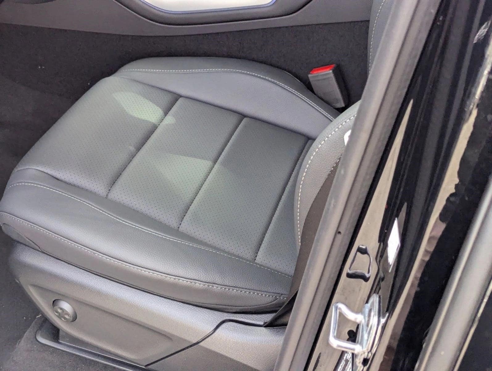 2026 GLE 350, photo 4 of 16
