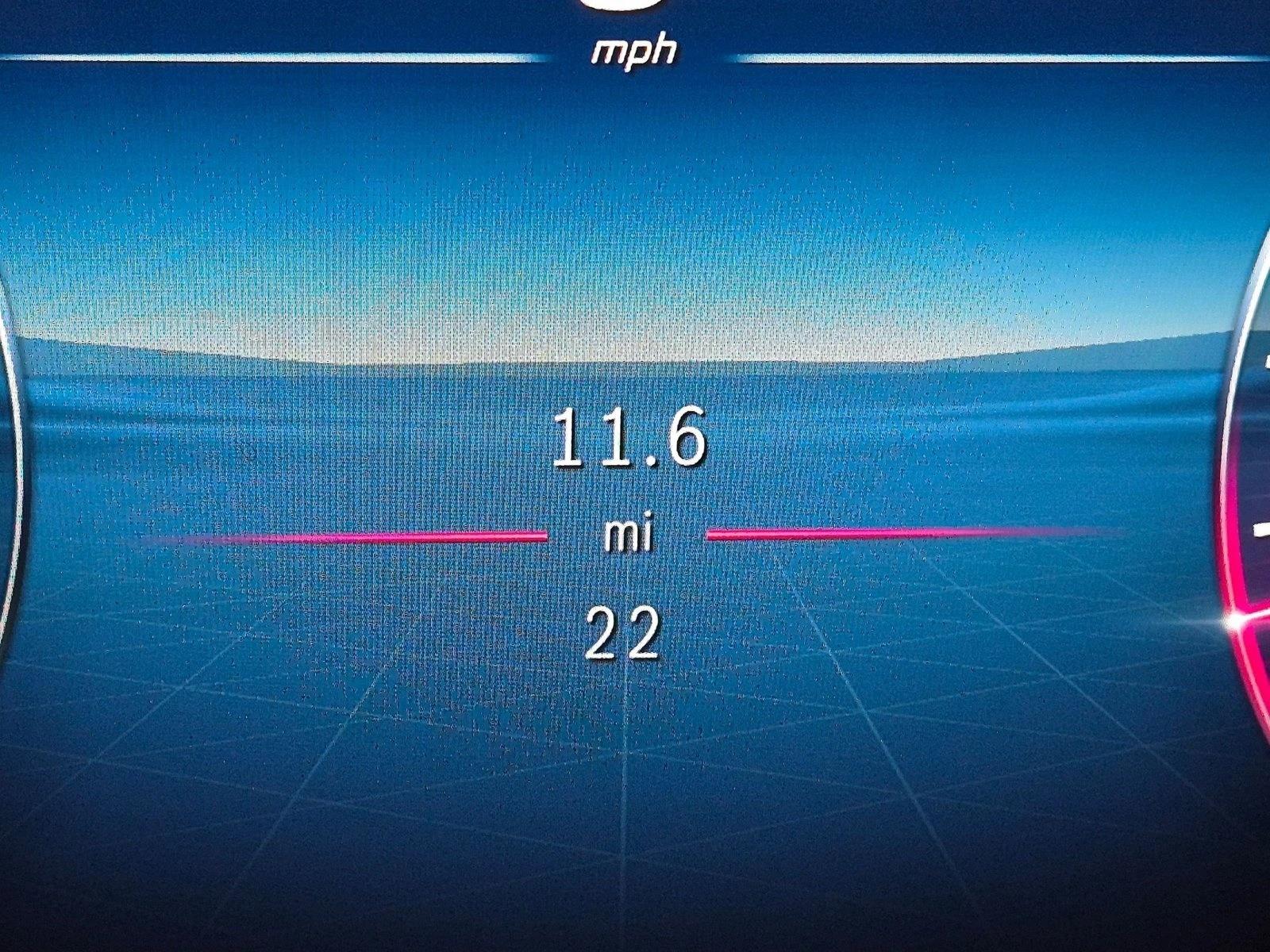 2027 GLC 300 4MATIC, photo 10 of 16