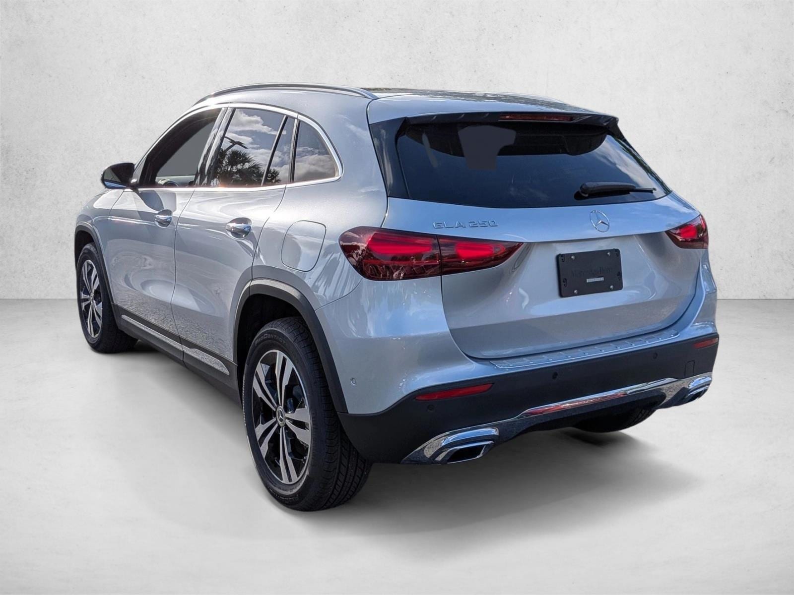 2026 GLA 250, photo 8 of 16