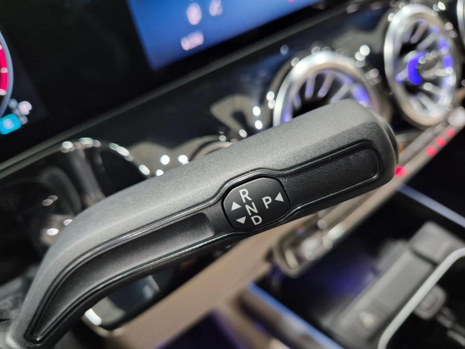 2026 GLA 250, photo 12 of 25