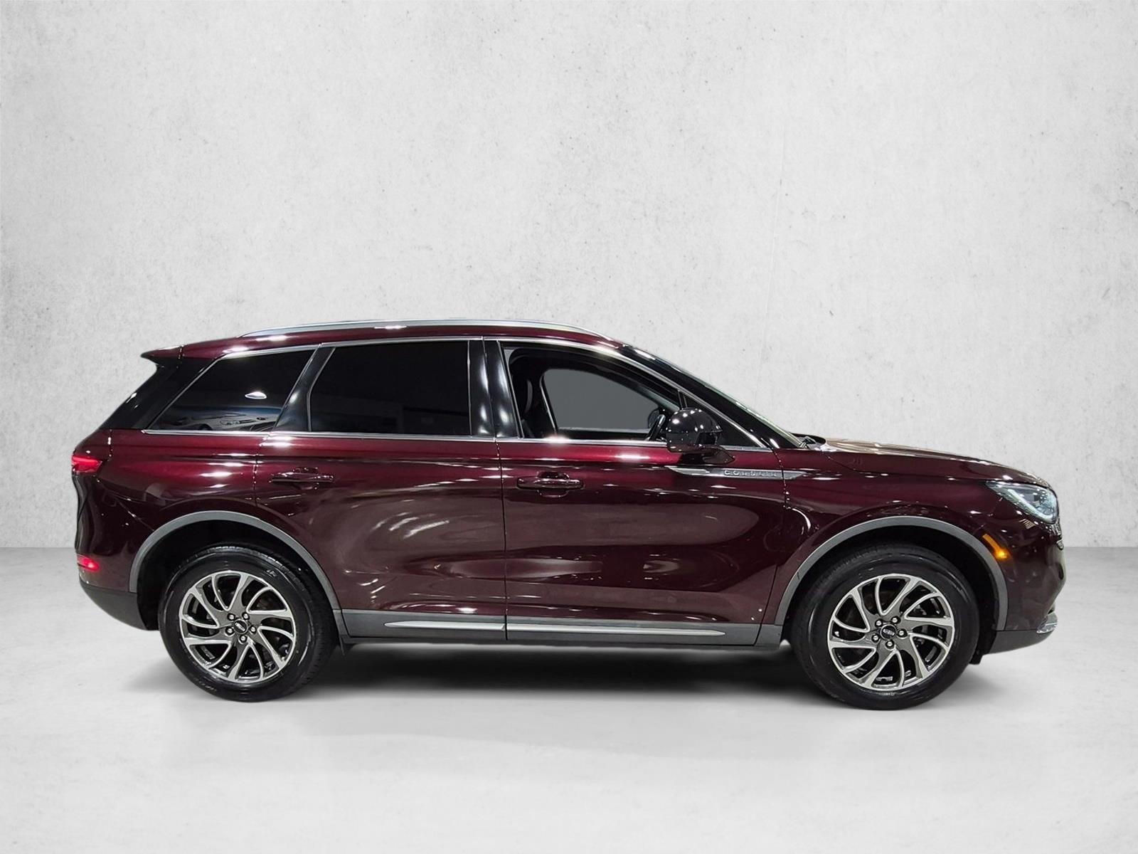 2020 Lincoln Corsair Standard, photo 4 of 26