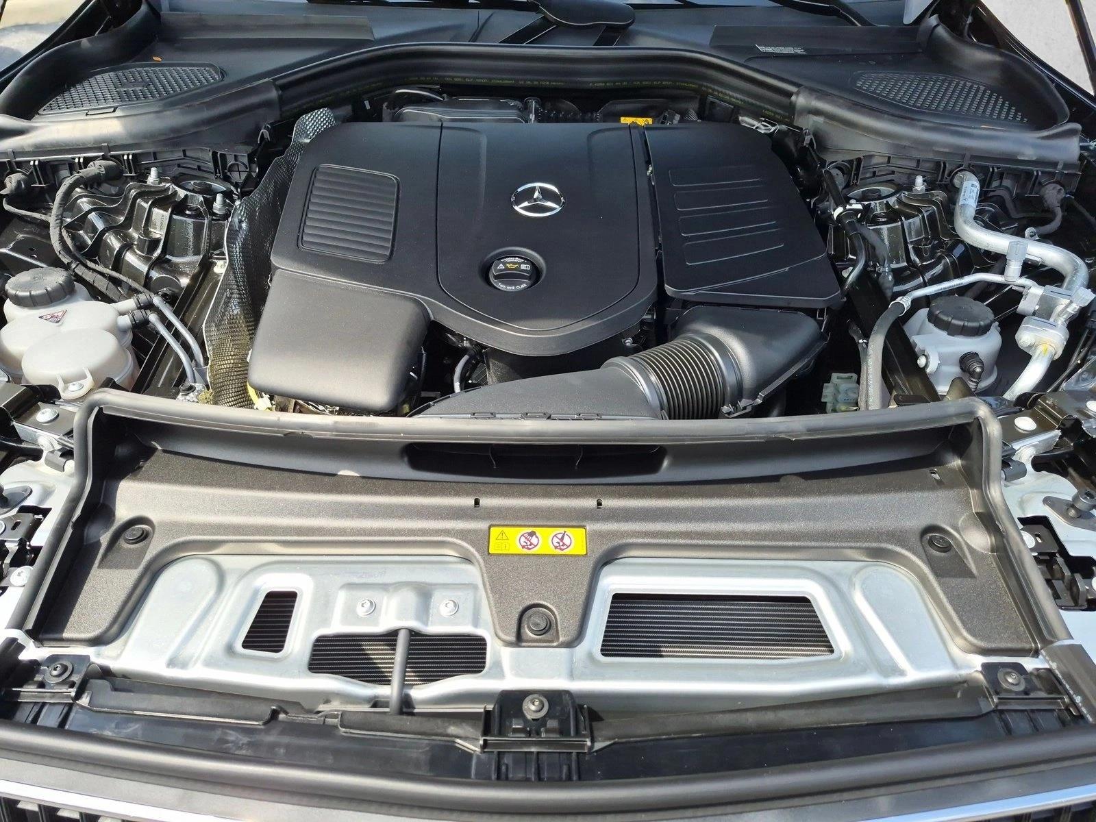 2027 GLC 300, photo 13 of 16