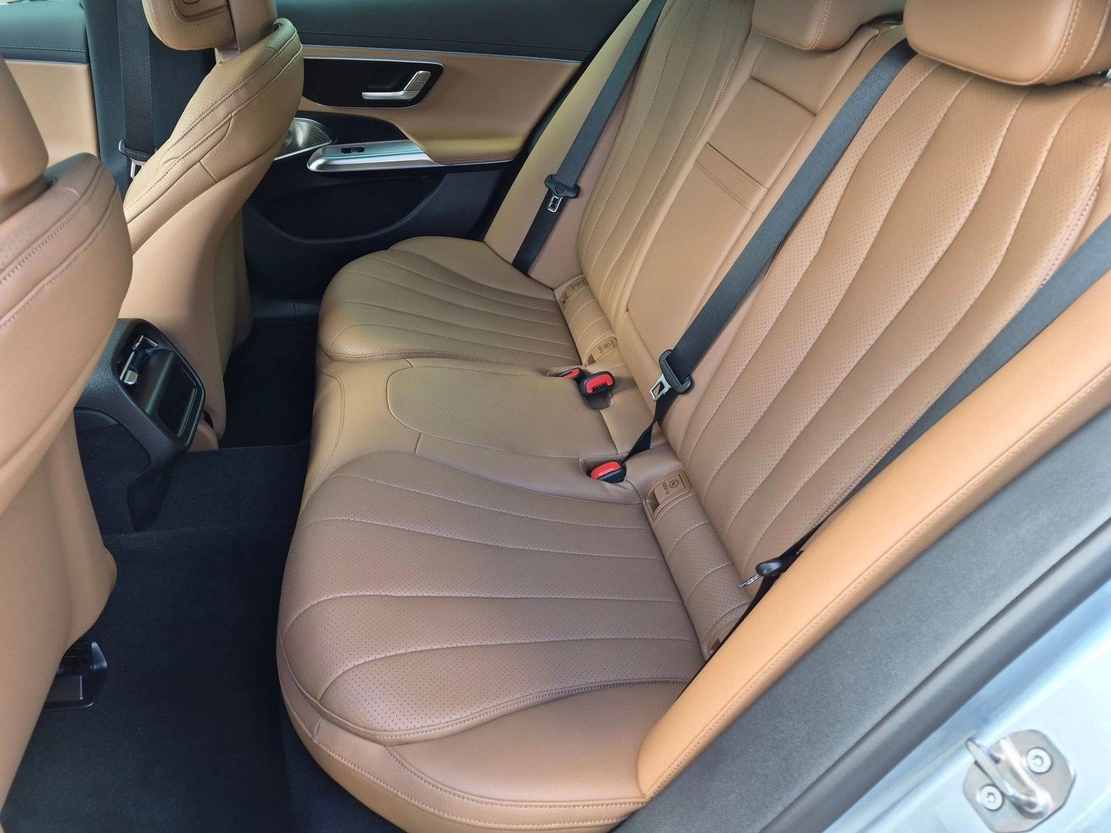 2027 E 350, photo 15 of 17