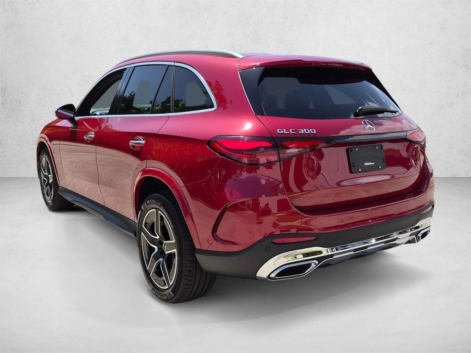 2027 GLC 300, photo 8 of 17