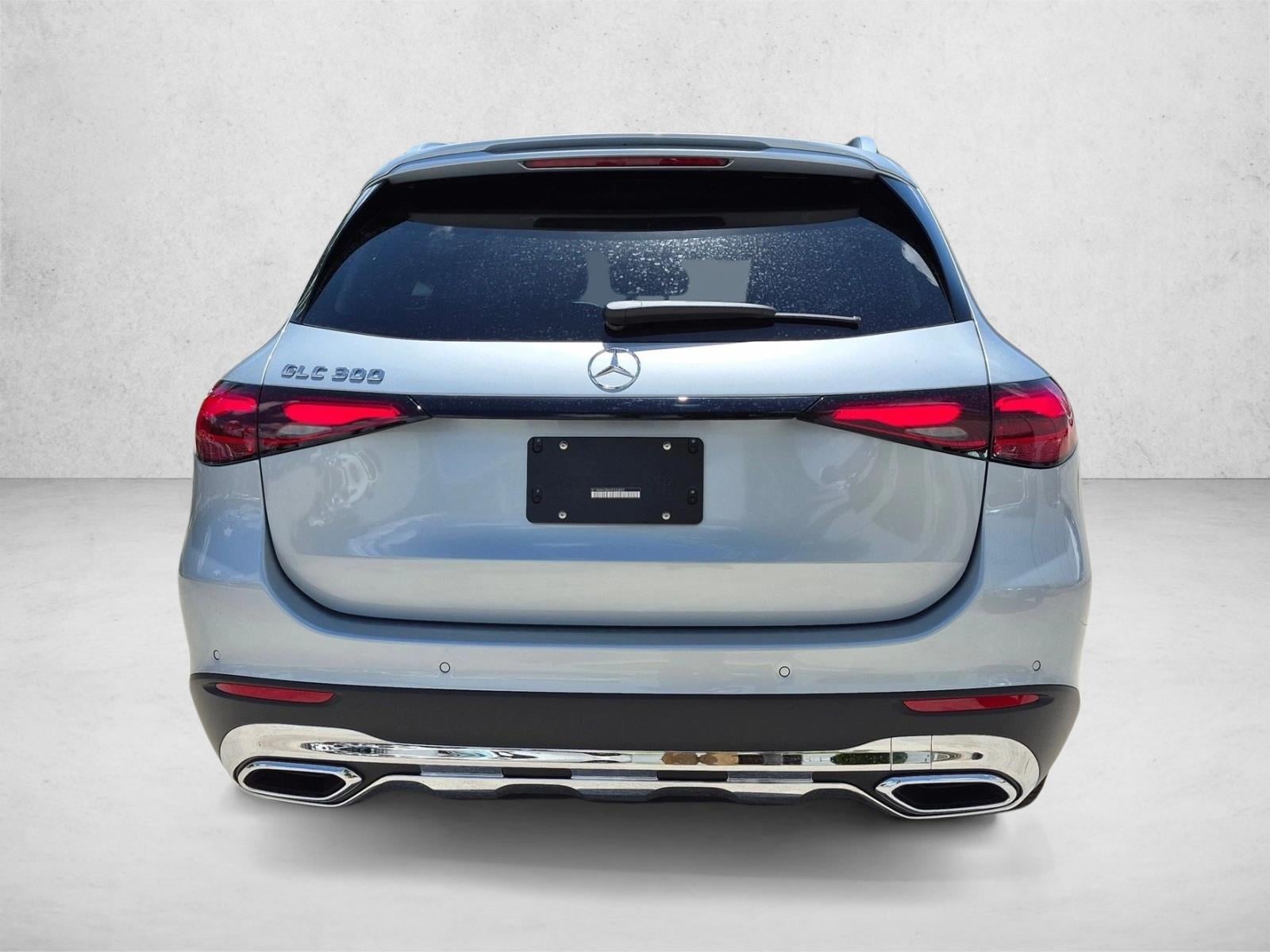 2027 GLC 300, photo 7 of 17