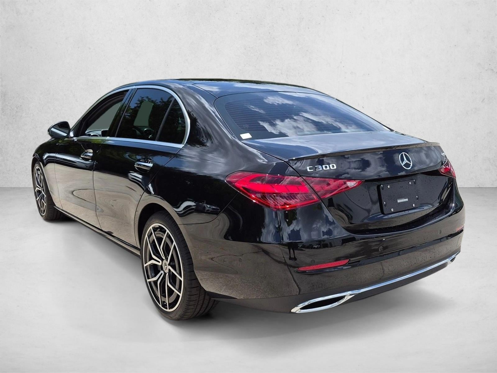 2026 C 300 4MATIC, photo 8 of 17