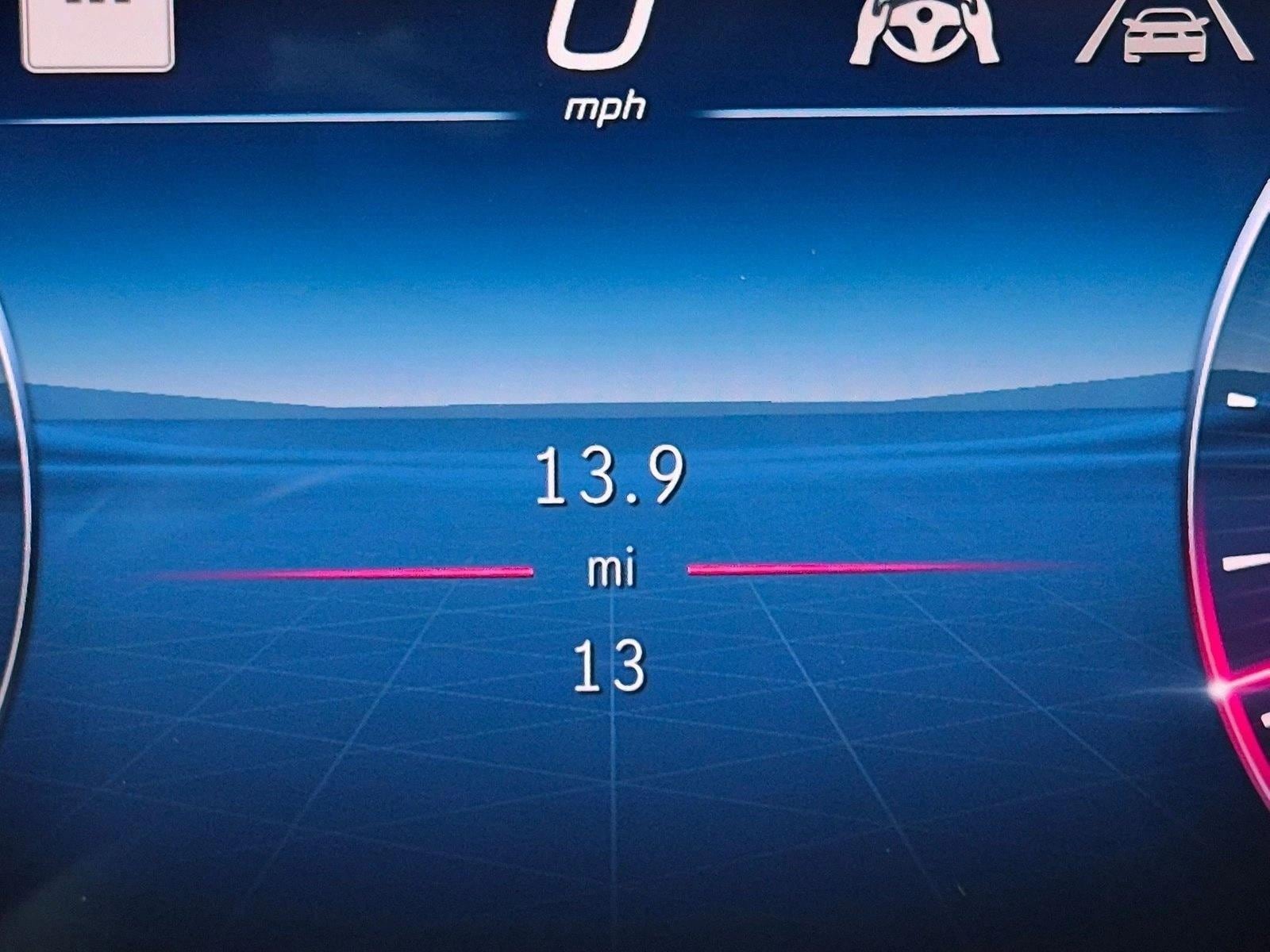 2026 C 300 4MATIC, photo 10 of 17