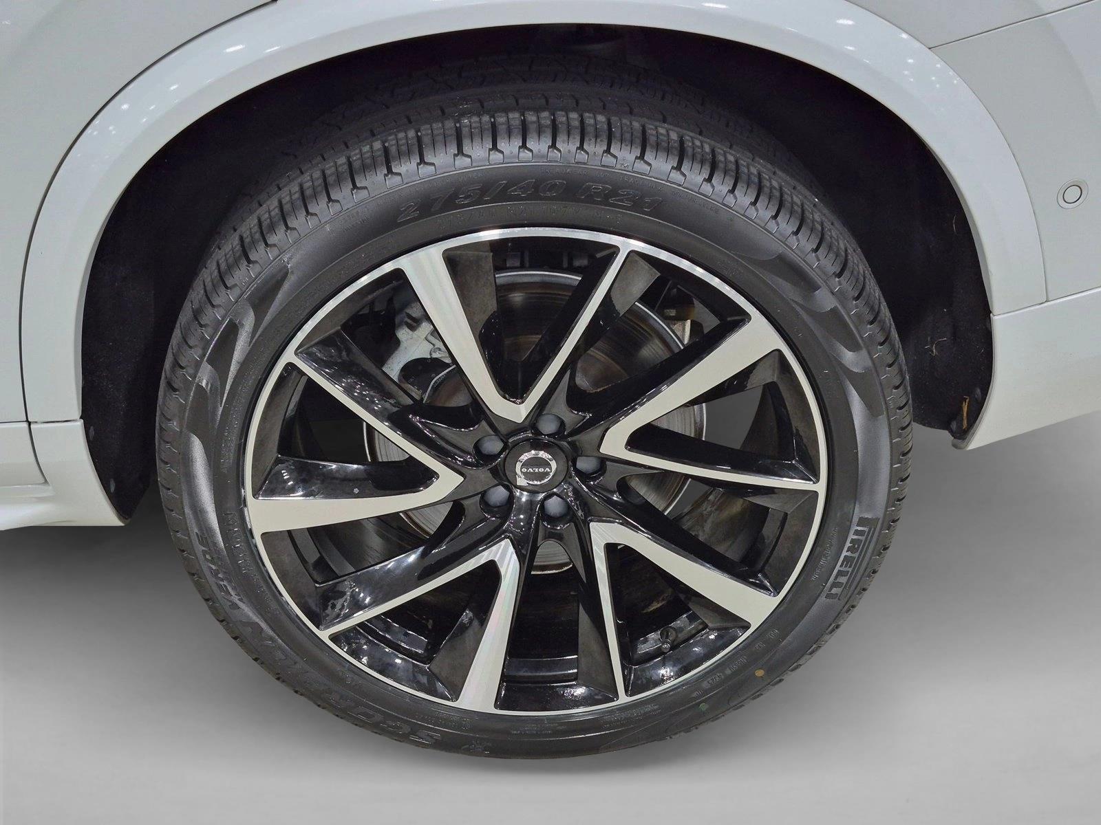 2023 Volvo XC90 Plus Bright, photo 25 of 26