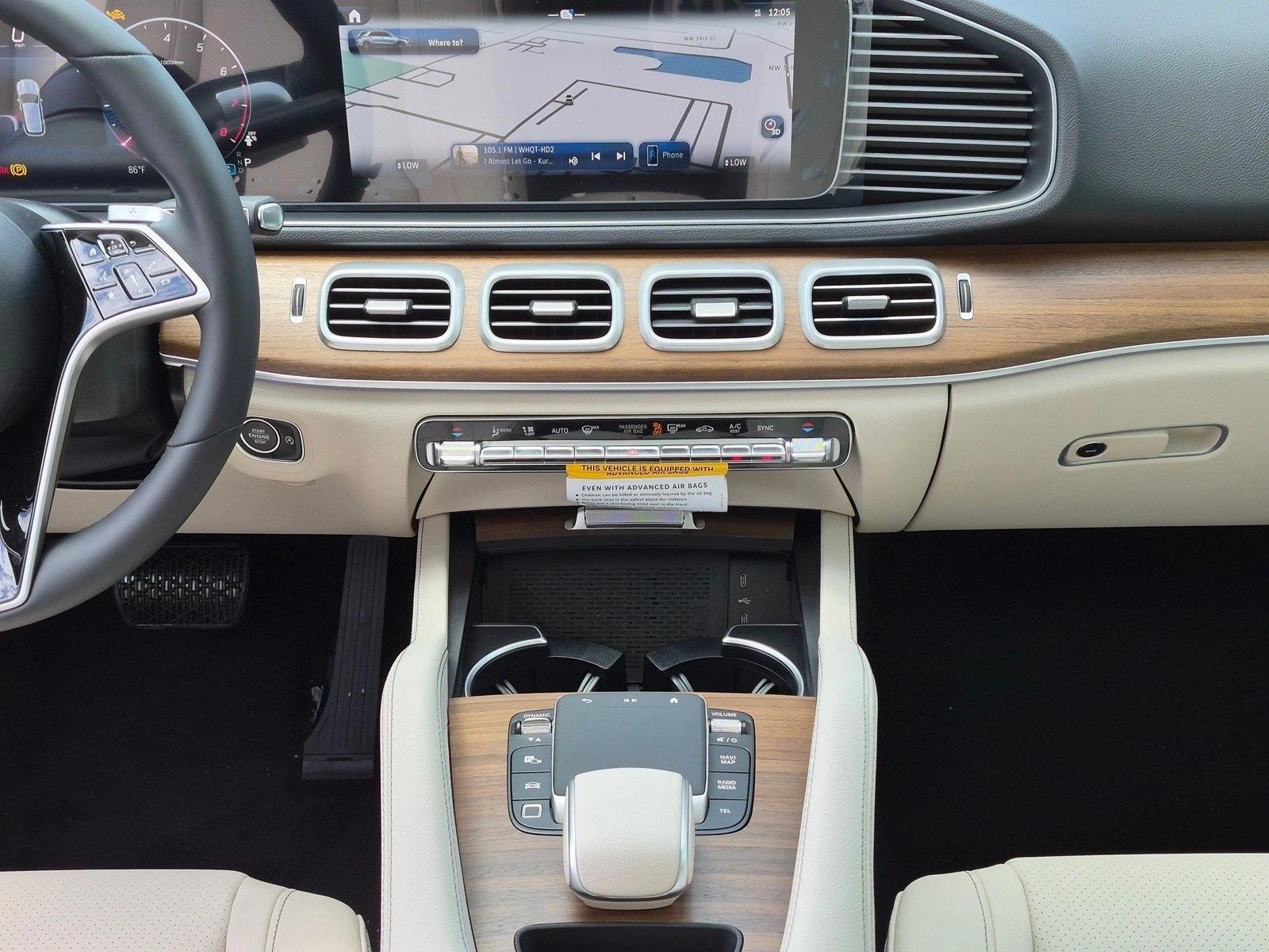 2026 GLE 450 4MATIC, photo 11 of 17