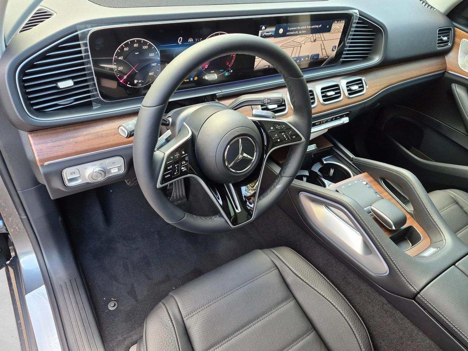 2026 GLE 350 4MATIC, photo 3 of 17