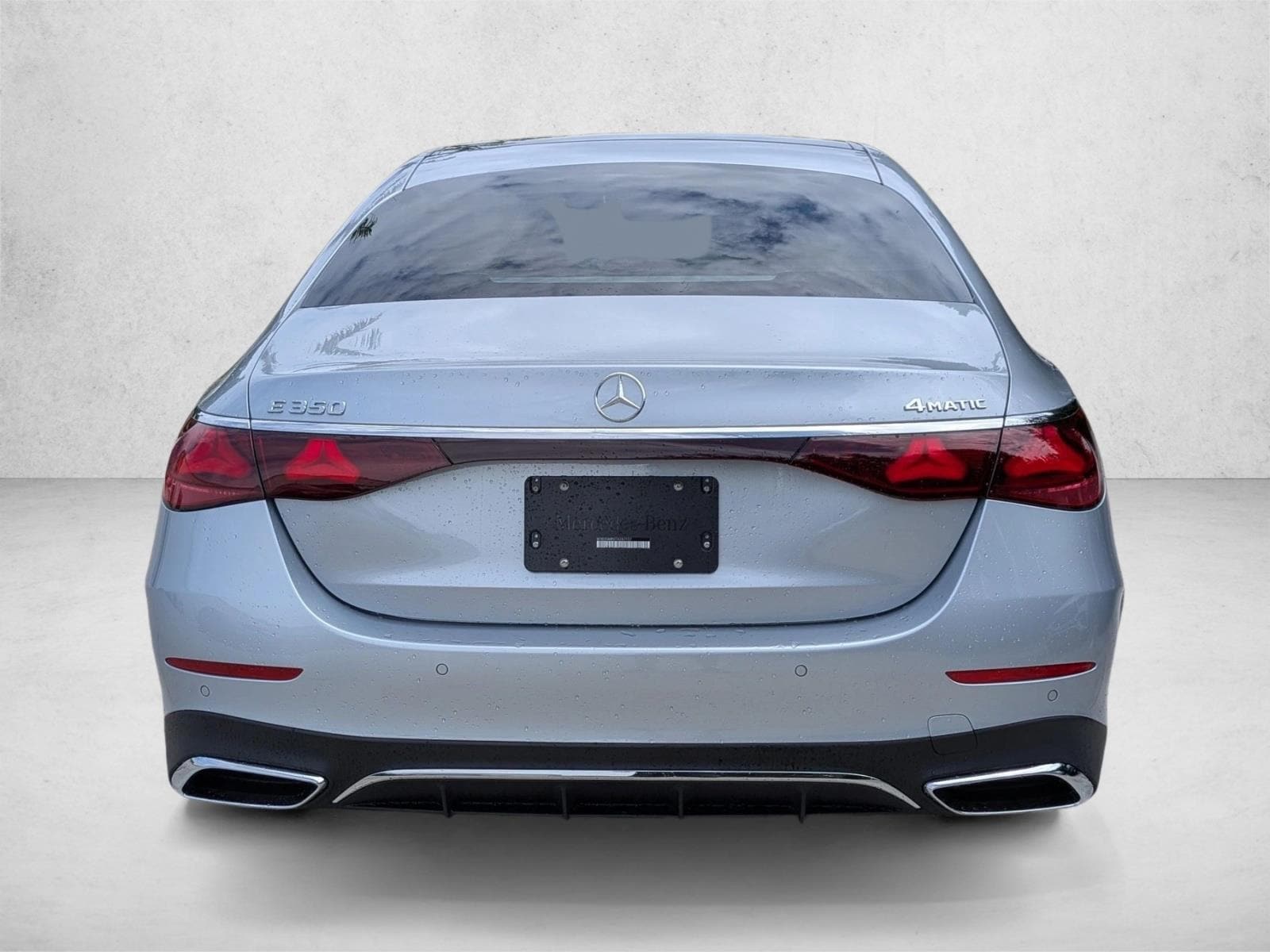 2026 E 350 4MATIC, photo 7 of 17