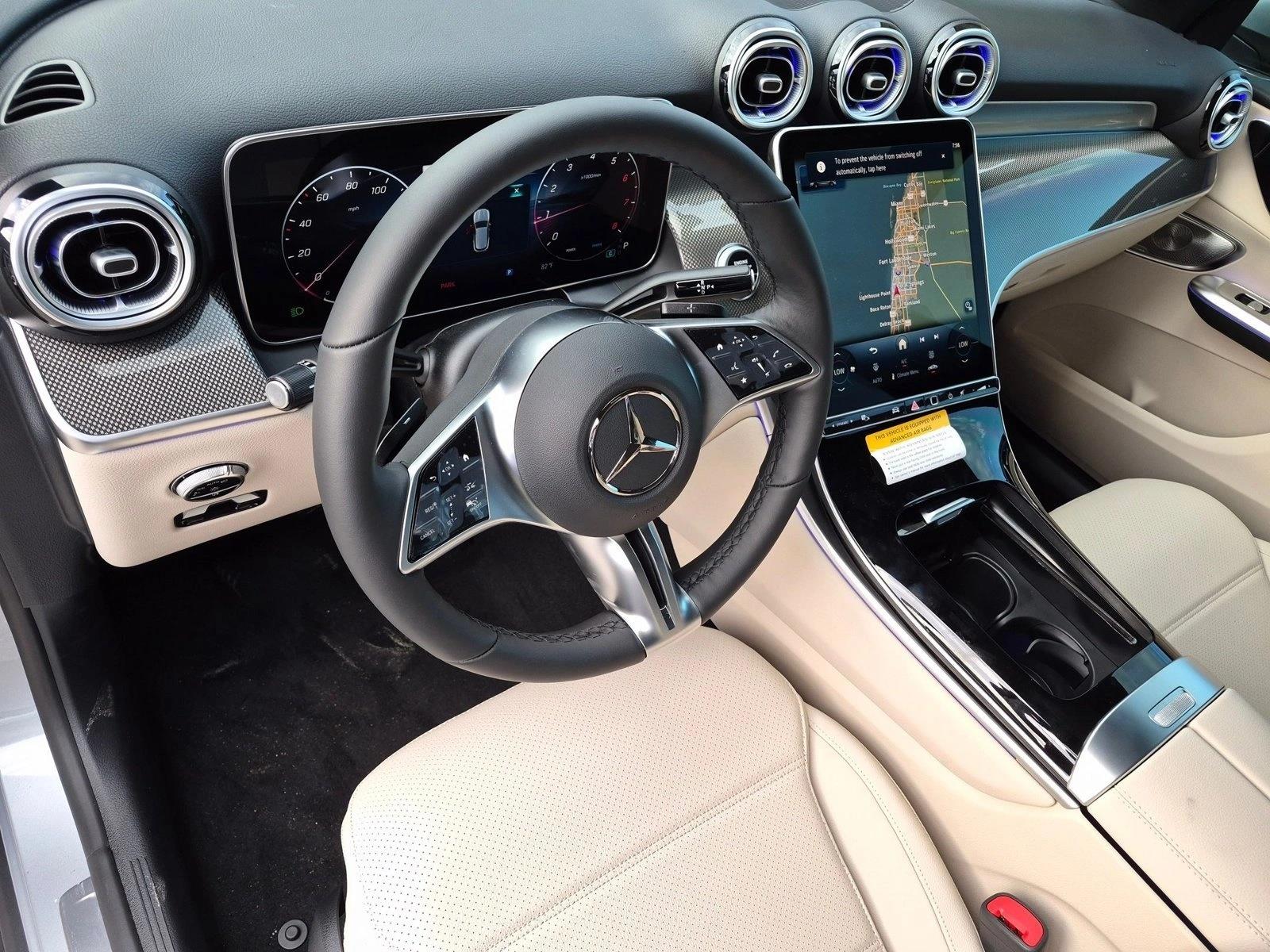 2027 GLC 300 4MATIC, photo 3 of 17