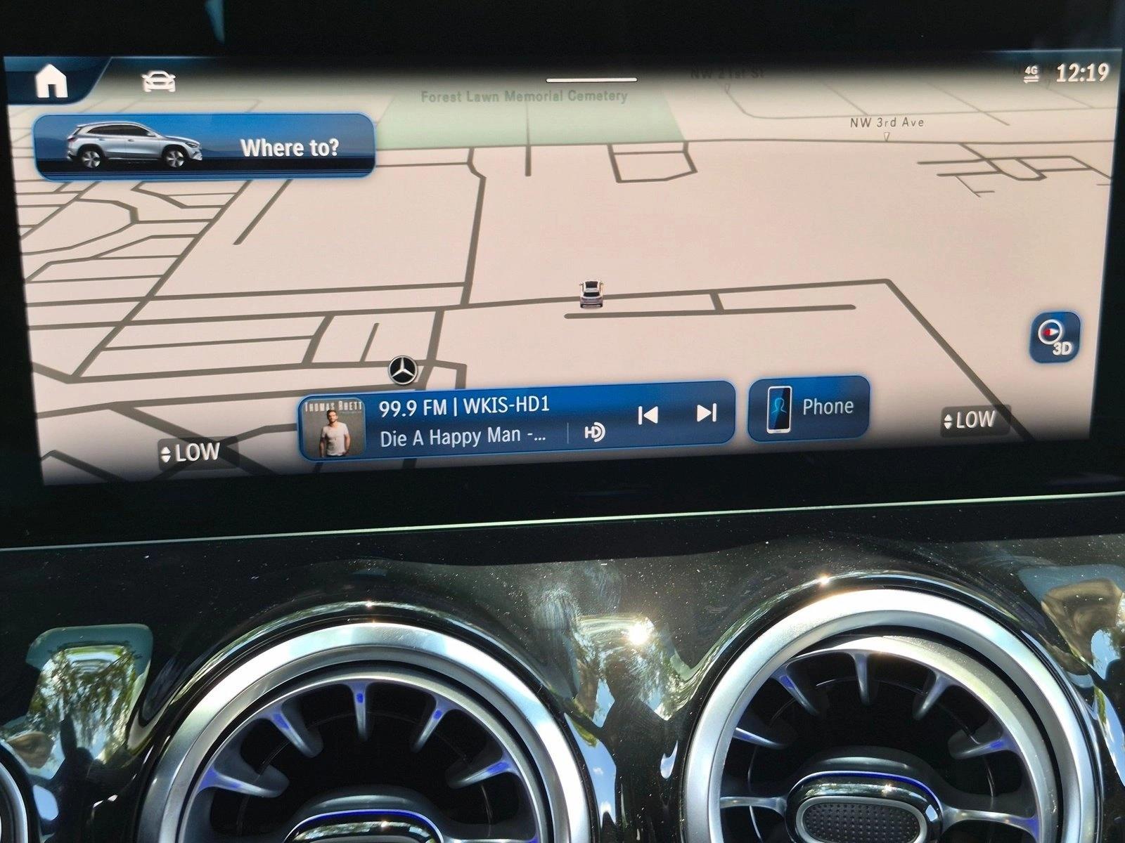 2026 GLA 250, photo 13 of 17