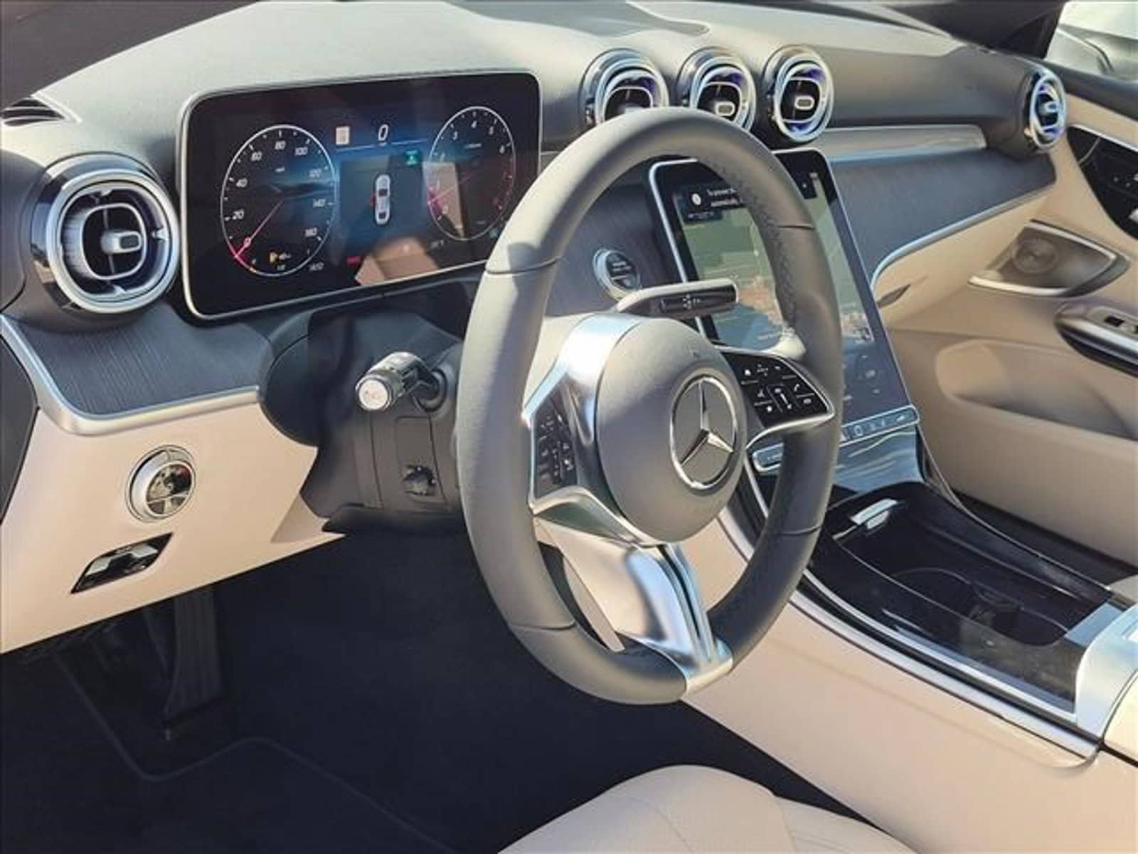 2027 CLE 300 4MATIC Coupe, photo 3 of 16