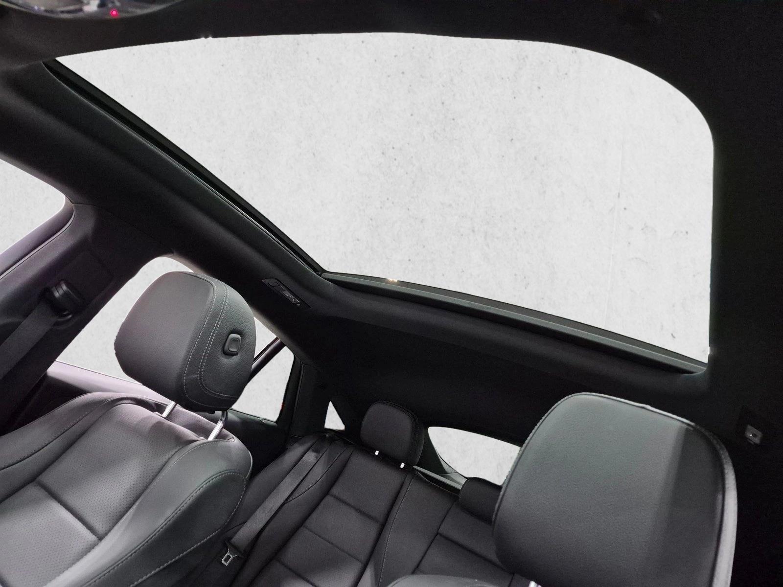 2025 GLE 450 4MATIC Coupe, photo 16 of 26