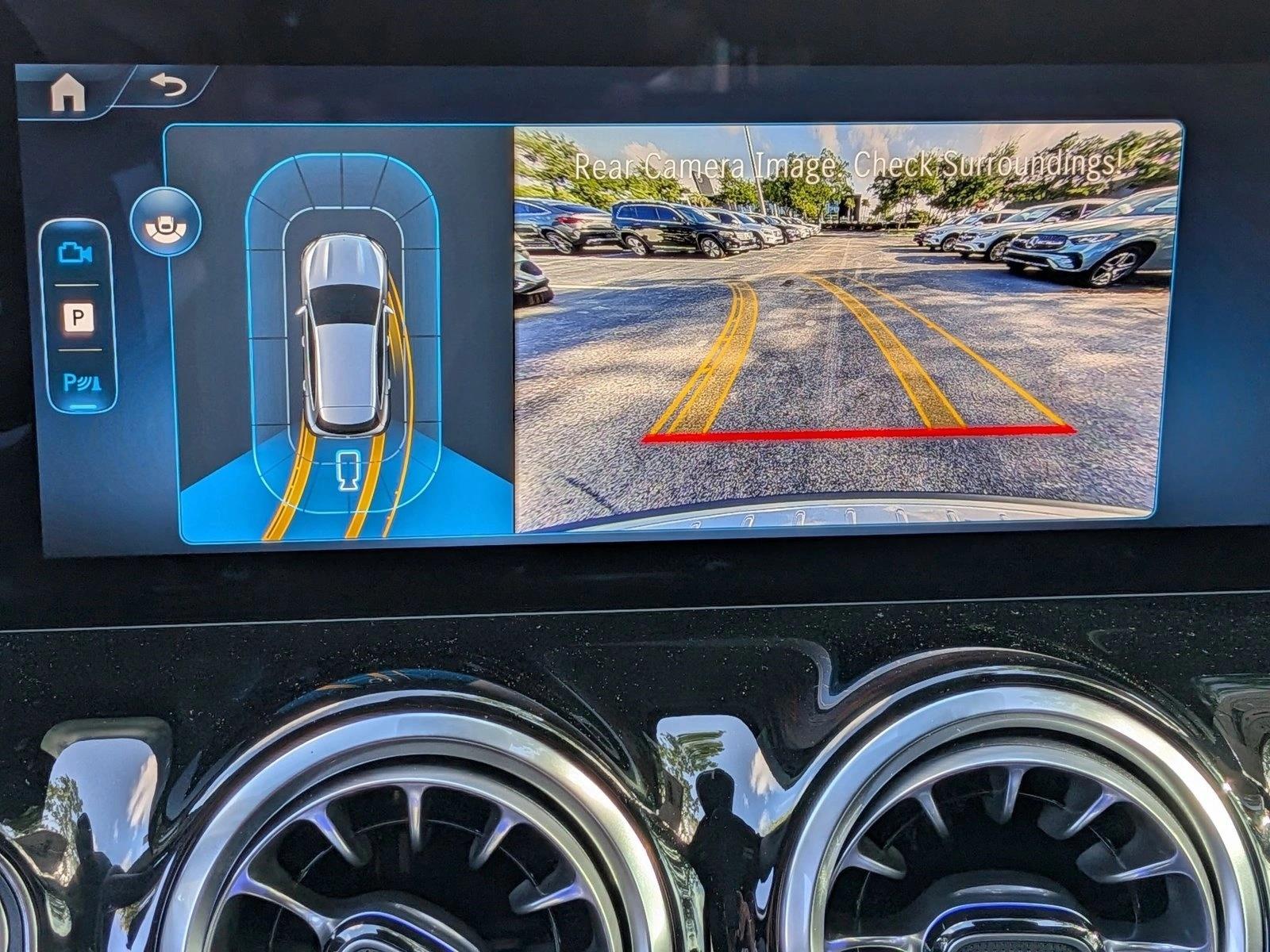 2026 GLA 250, photo 12 of 16