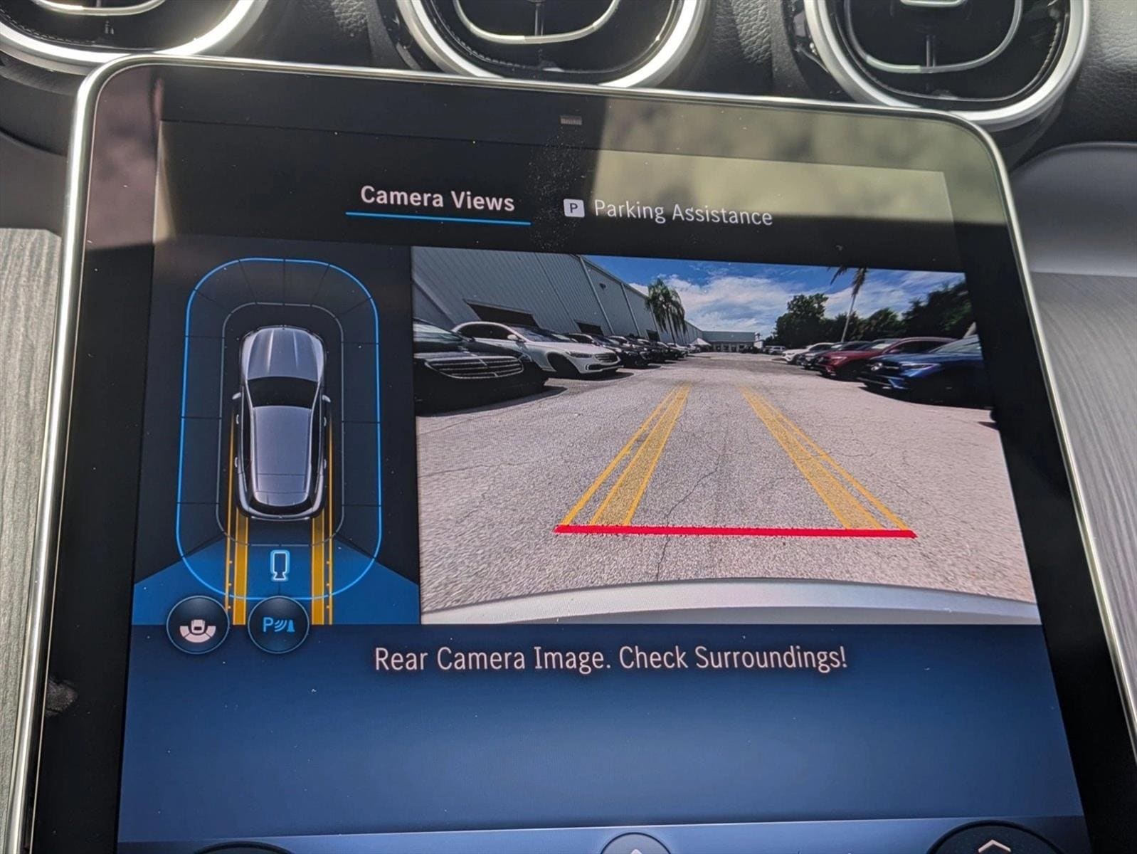 2026 GLC 300 4MATIC, photo 11 of 16