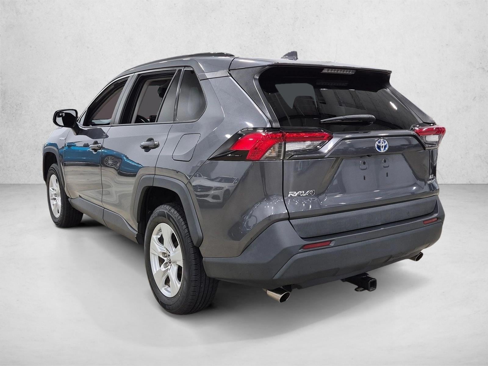 2020 Toyota RAV4 LE HV, photo 8 of 24
