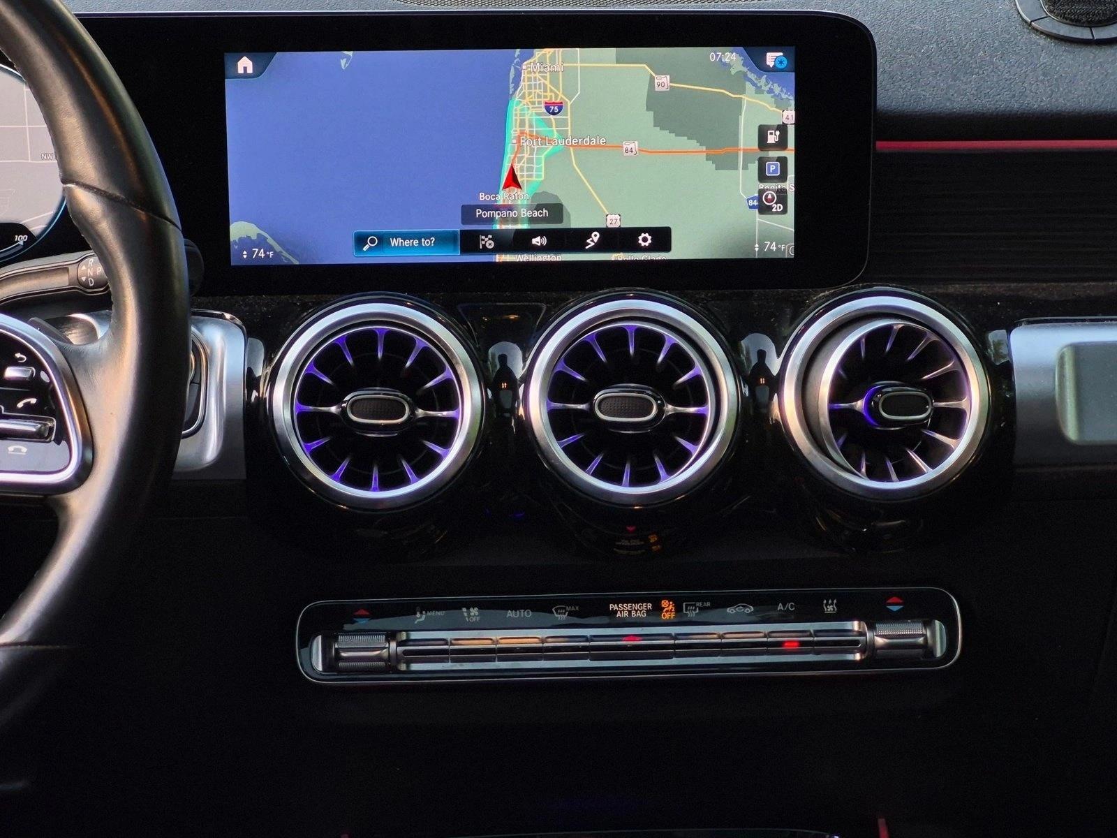 2023 EQB 300 4MATIC, photo 10 of 23