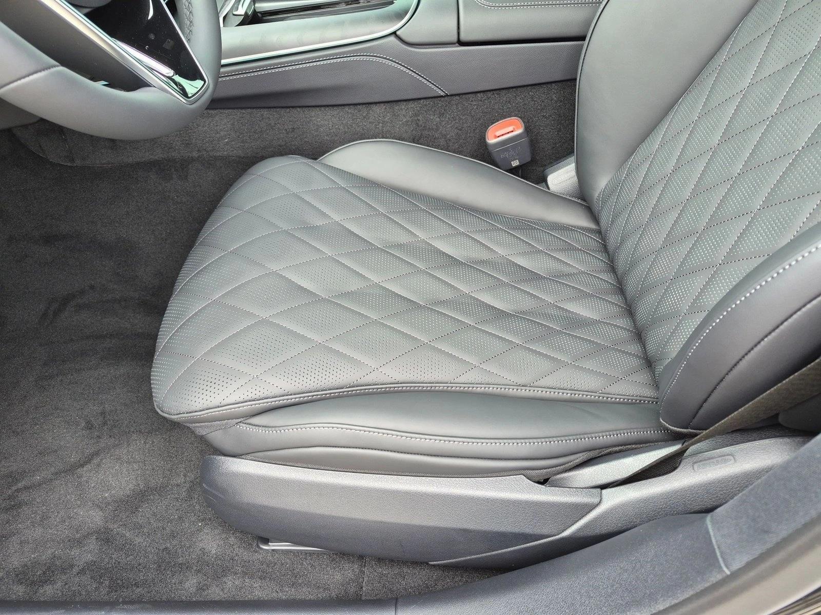2027 E 450 4MATIC, photo 4 of 17