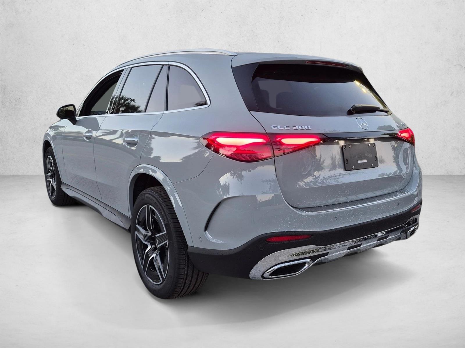 2027 GLC 300 4MATIC, photo 8 of 16