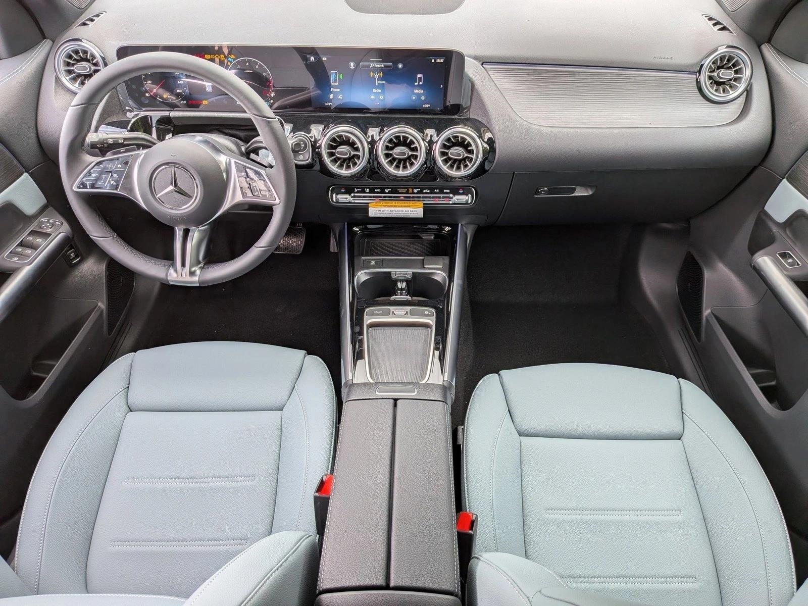 2026 GLA 250, photo 13 of 16