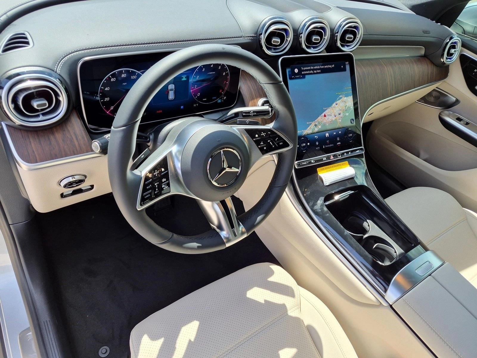 2027 GLC 300, photo 3 of 17