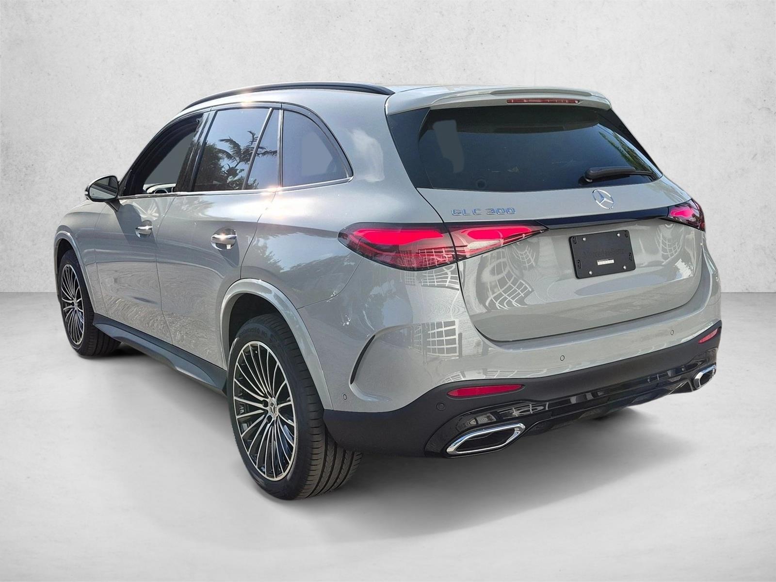 2027 GLC 300, photo 8 of 17